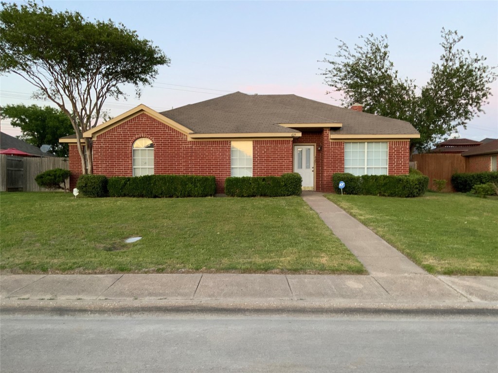 429 Chestnut Lane Desoto TX 75115