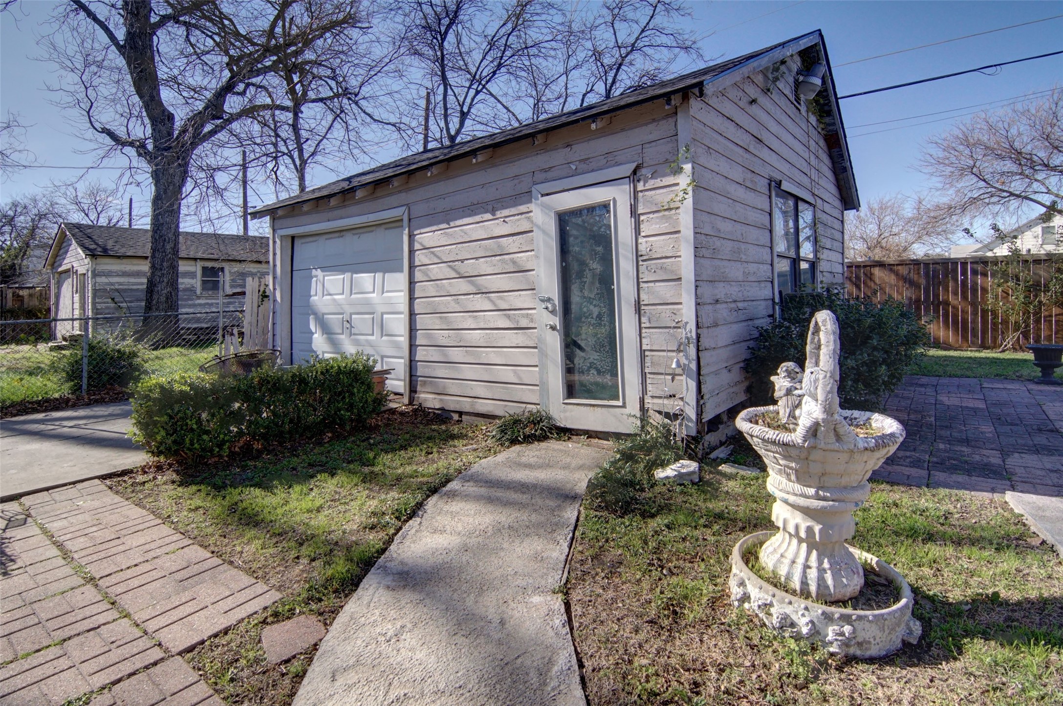 3104 S Adams Street Fort Worth TX 76110