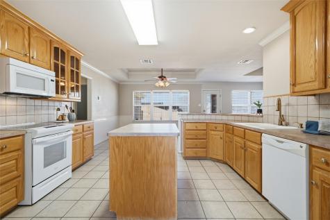306 Baker Lane Robinson TX 76706