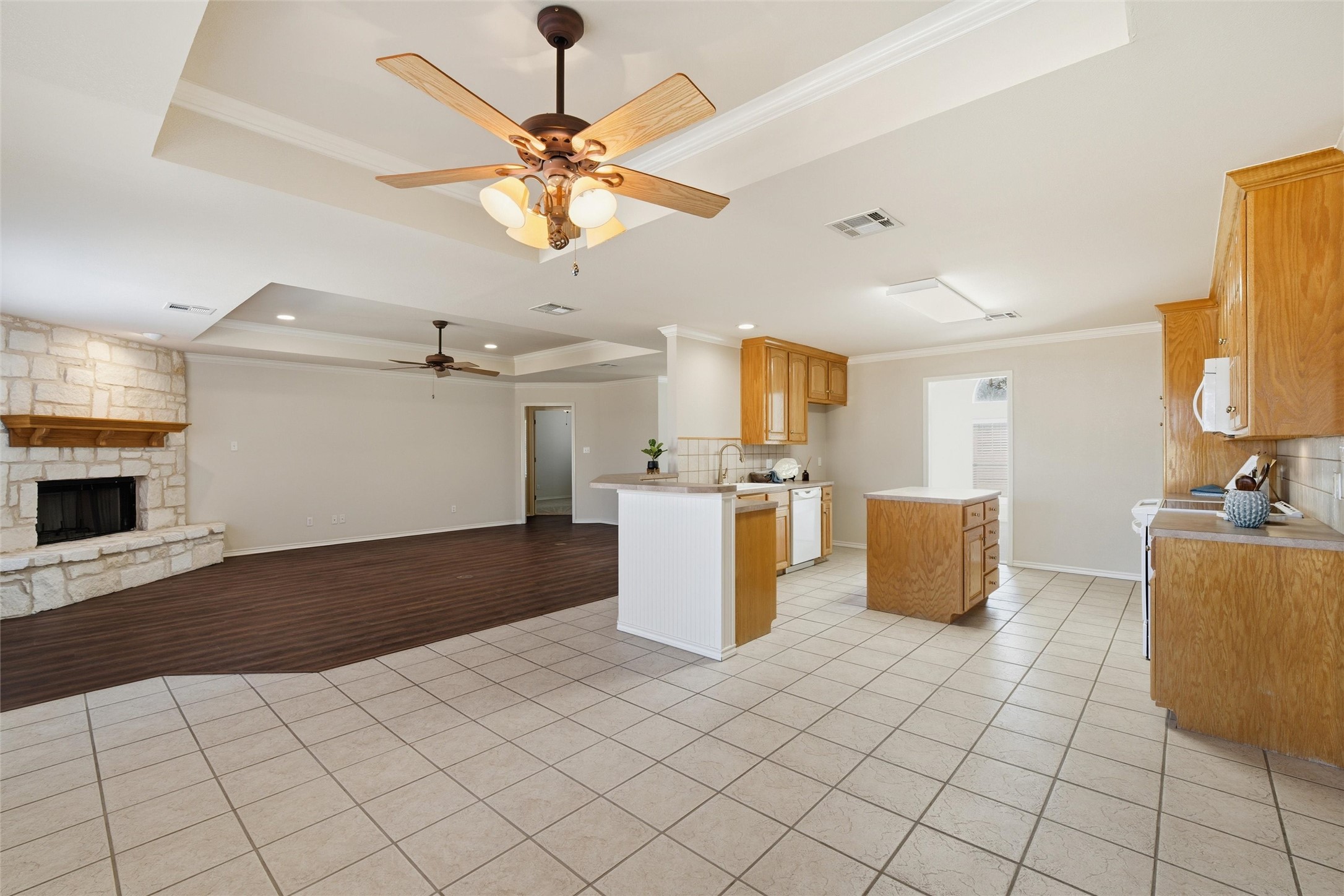 306 Baker Lane Robinson TX 76706