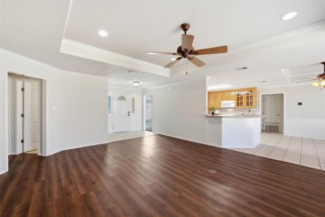 306 Baker Lane Robinson TX 76706