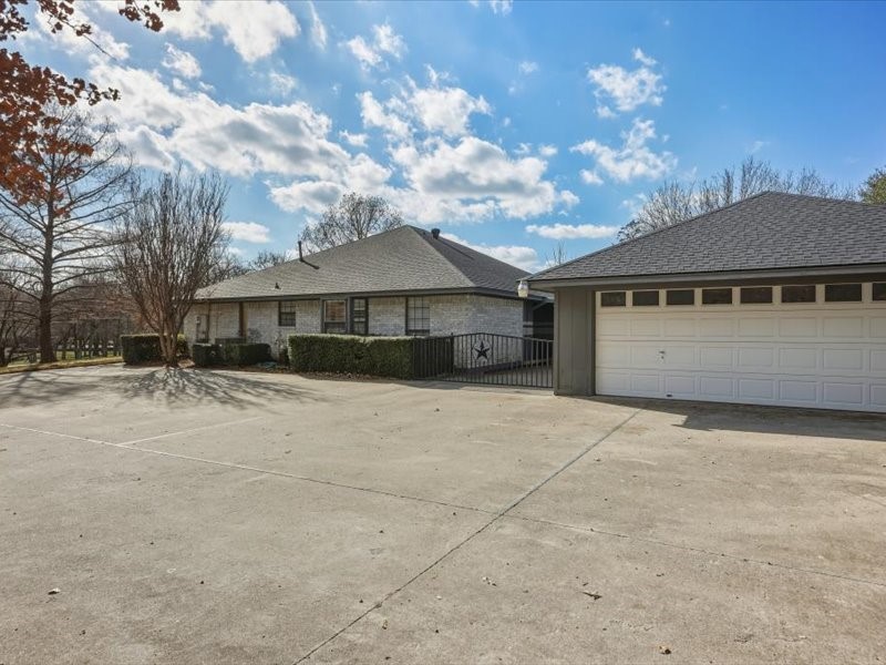 1815 Dicey Road Weatherford TX 76085