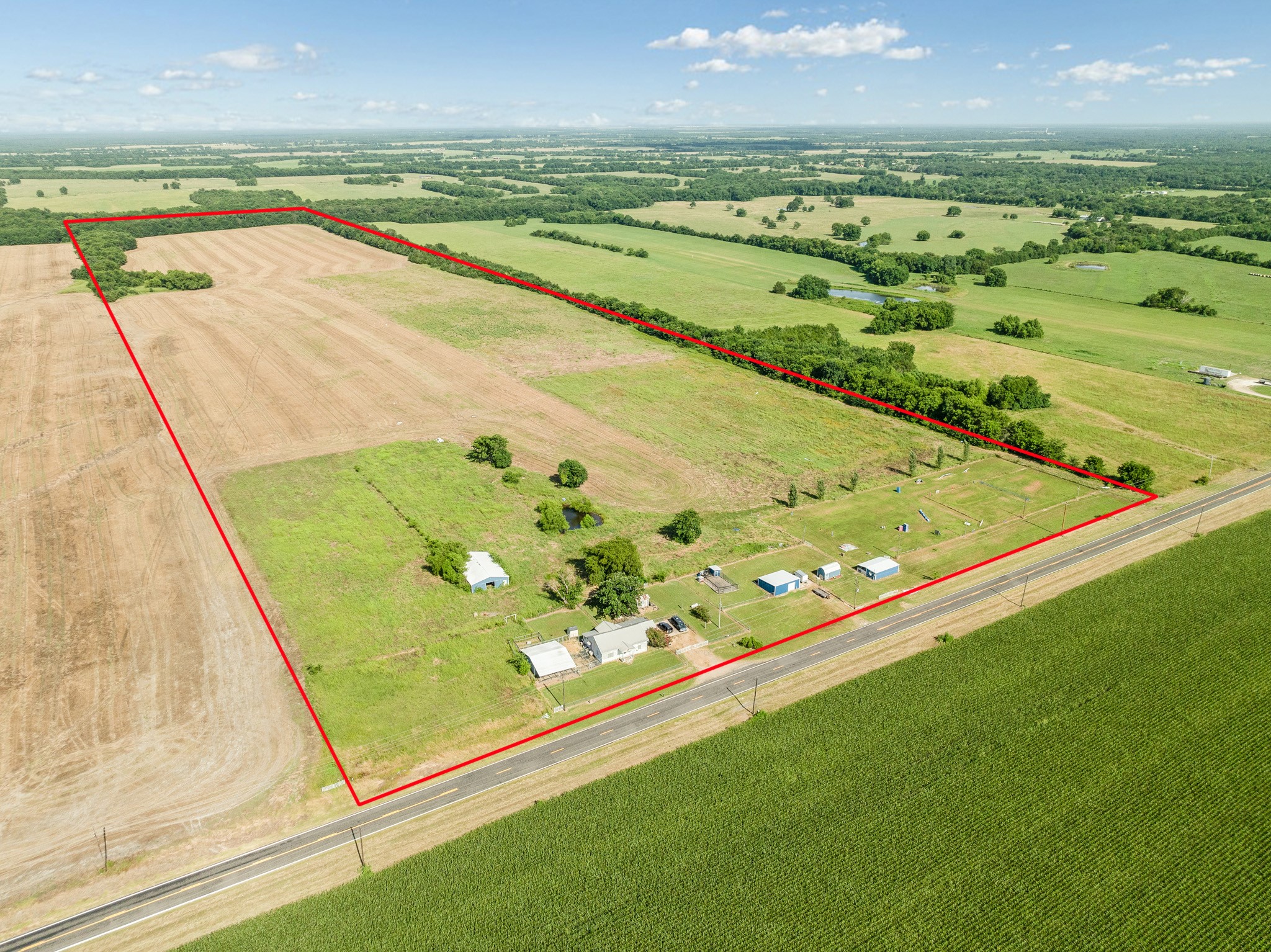4085 S Fm 196 Blossom TX 75416