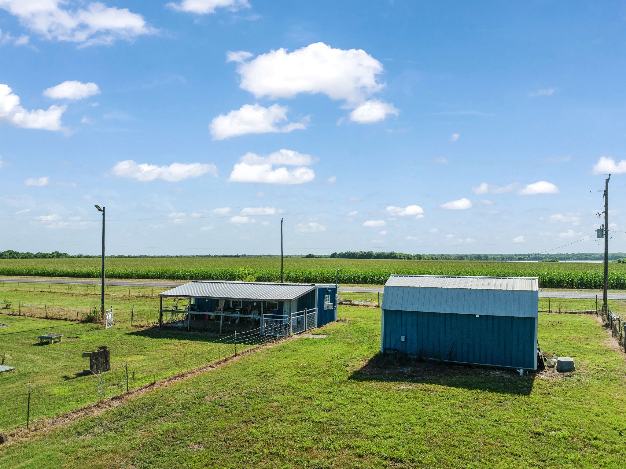 4085 S Fm 196 Blossom TX 75416