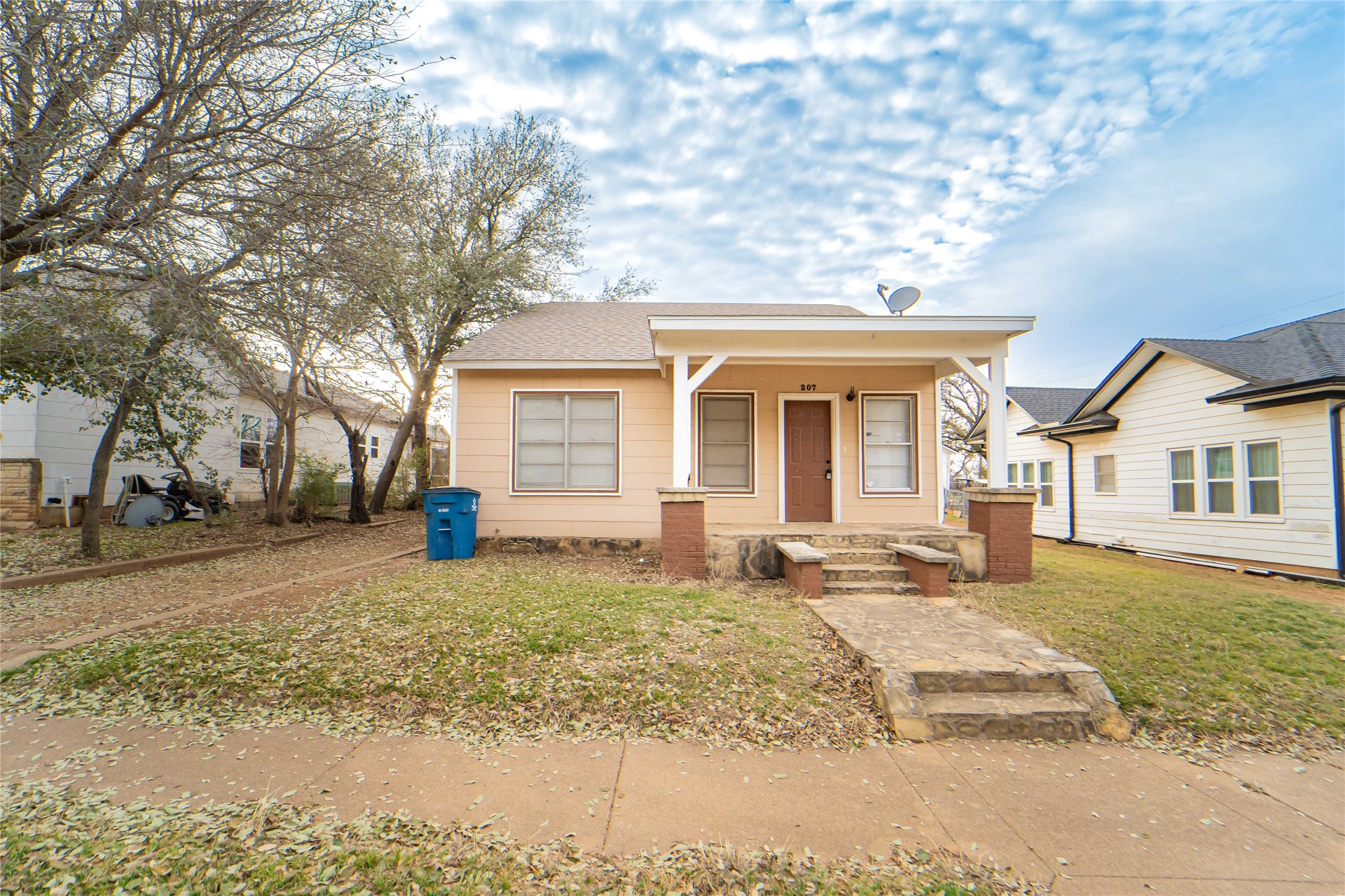 207 S Flint Street Breckenridge TX 76424