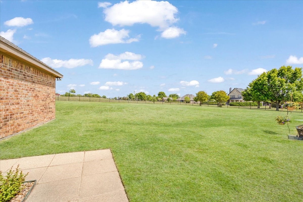 373 Sundance Drive Van Alstyne TX 75495