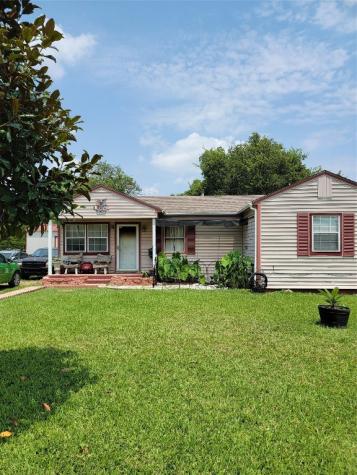1705 Engle Avenue Dallas TX 75224