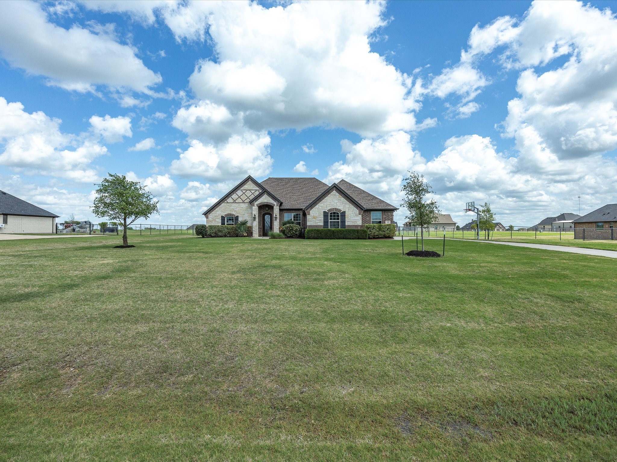 340 El Pescado Court Godley TX 76044