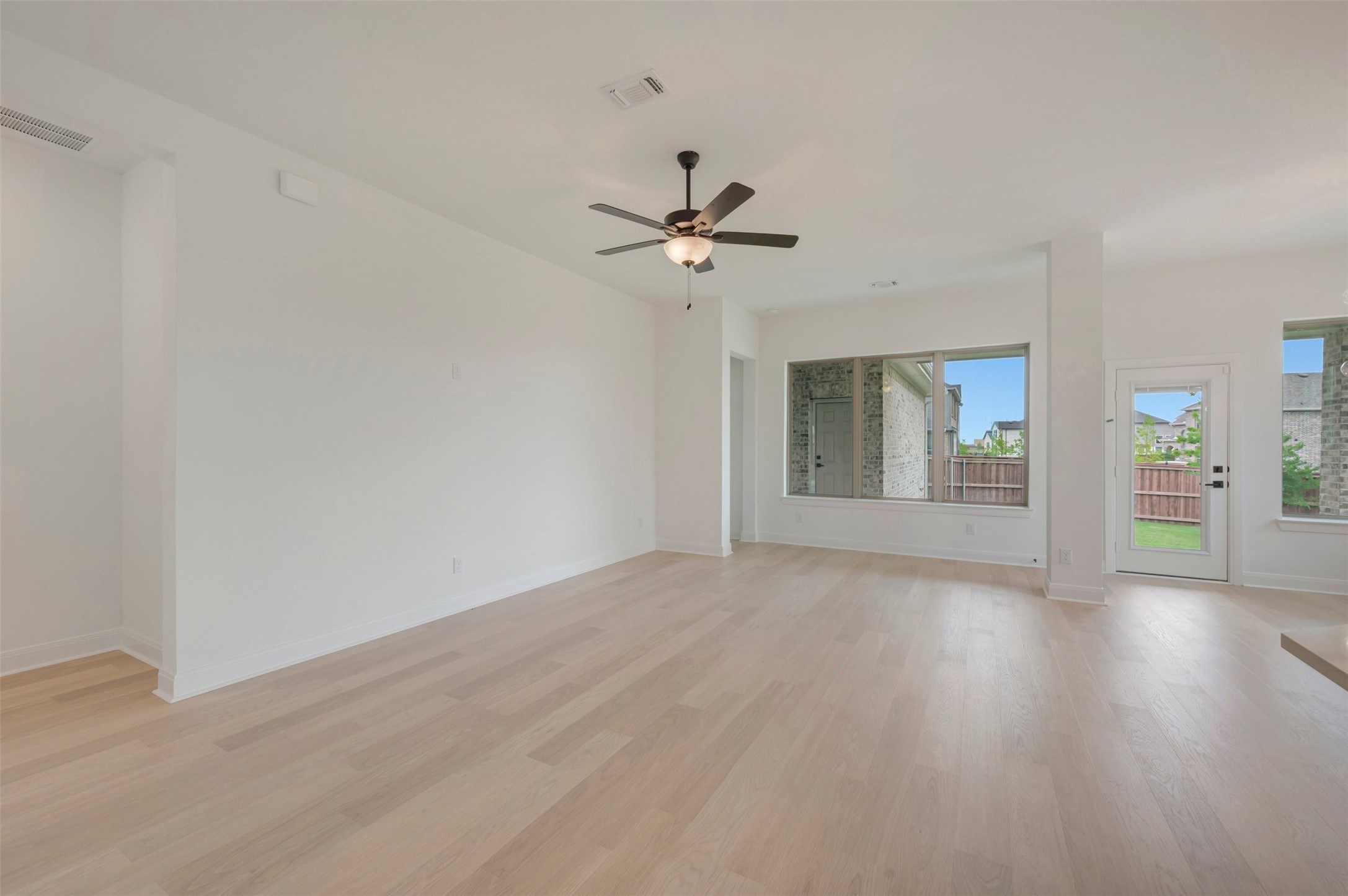 1100 Painted Lady Drive Crowley TX 76036