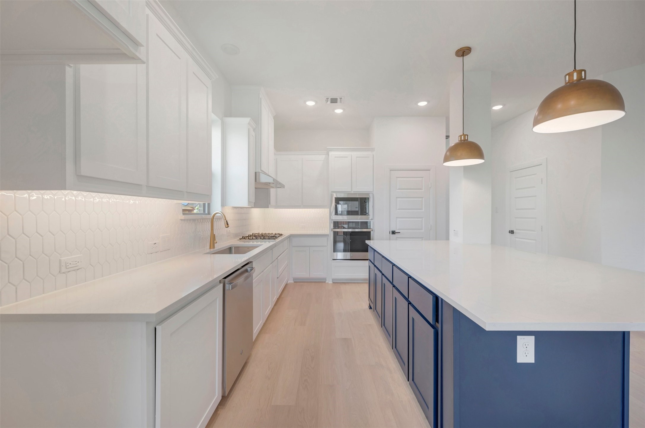 1100 Painted Lady Drive Crowley TX 76036