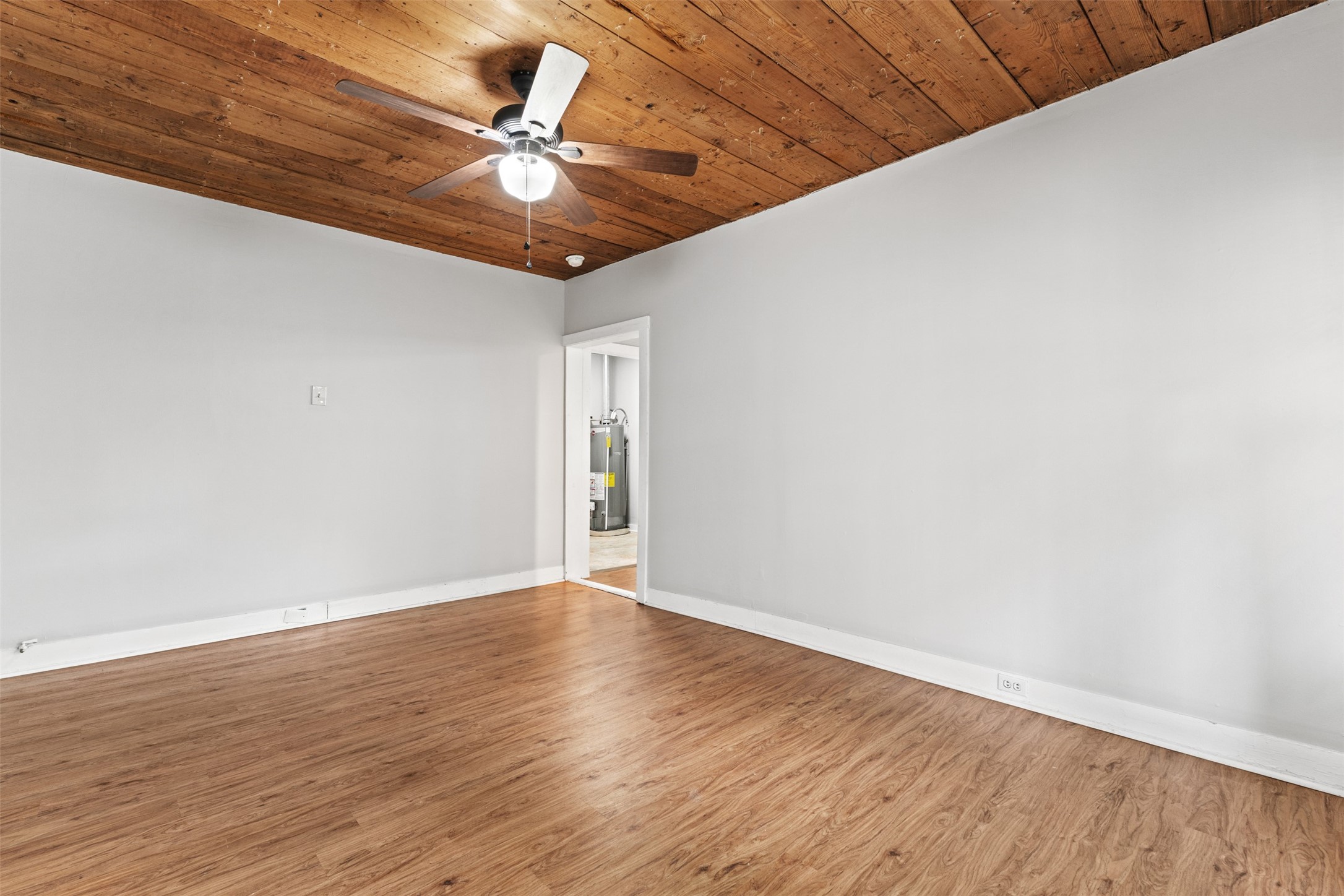 512 Herring Avenue Waco TX 76708