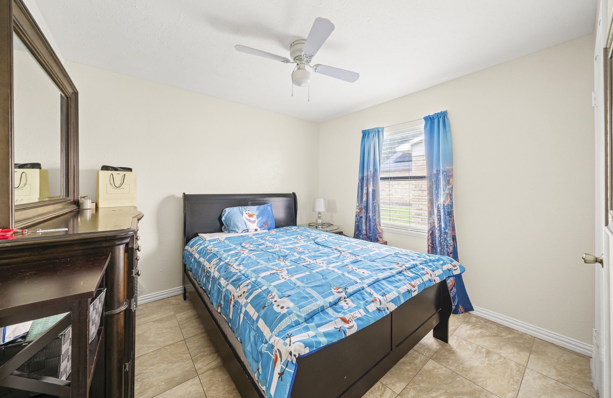 2121 Newbury Drive Arlington TX 76014