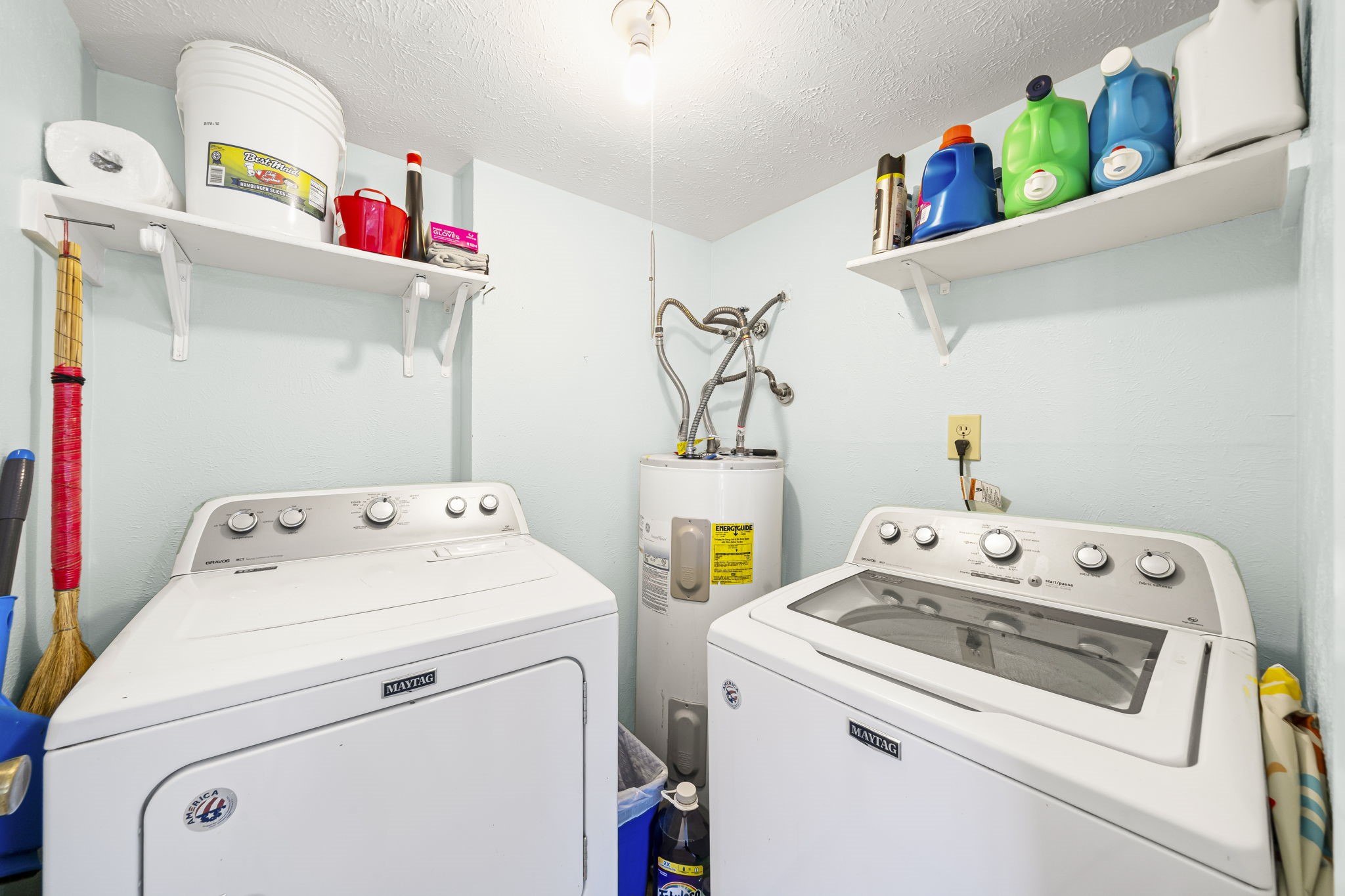 2121 Newbury Drive Arlington TX 76014