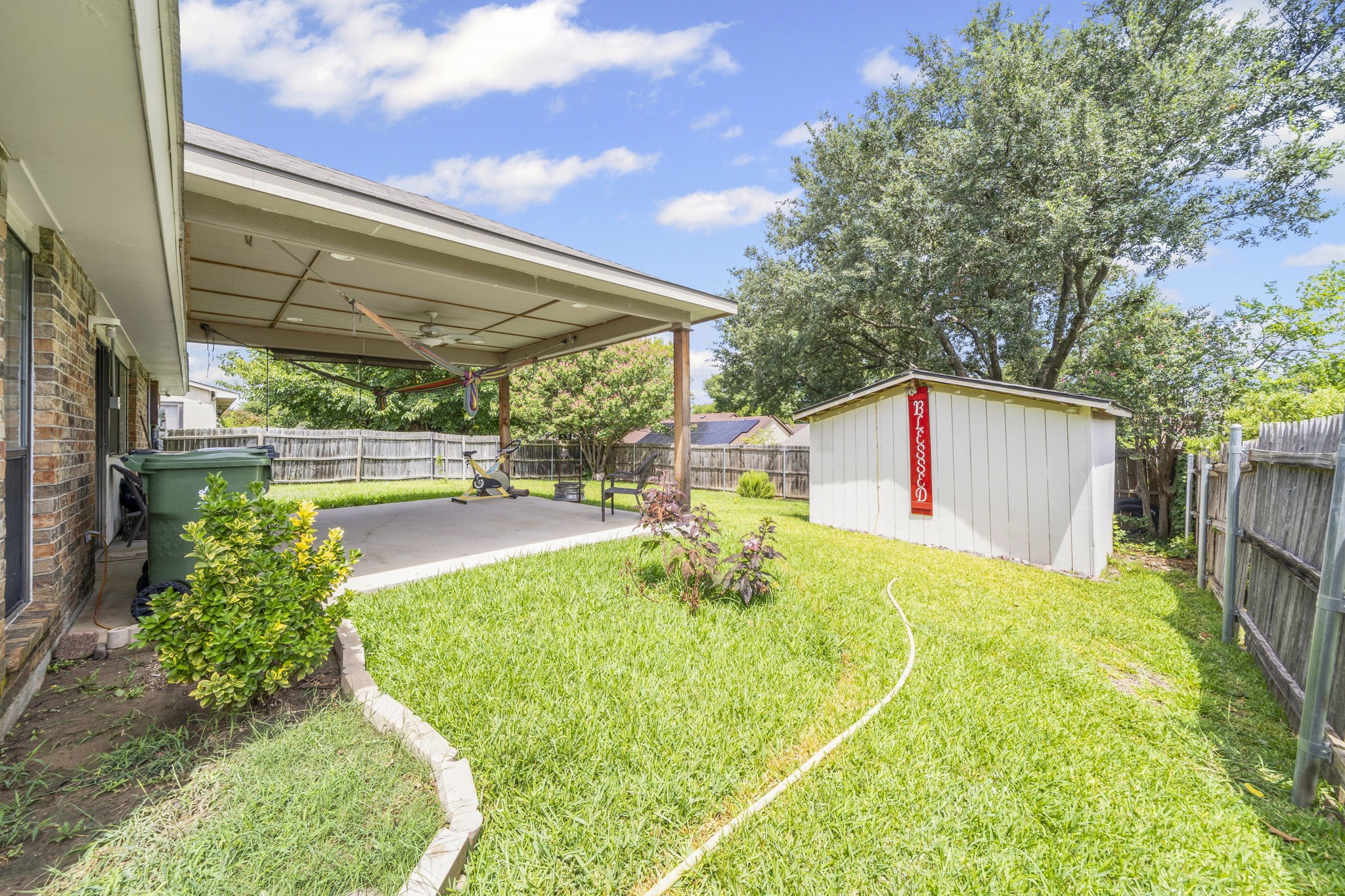 2121 Newbury Drive Arlington TX 76014