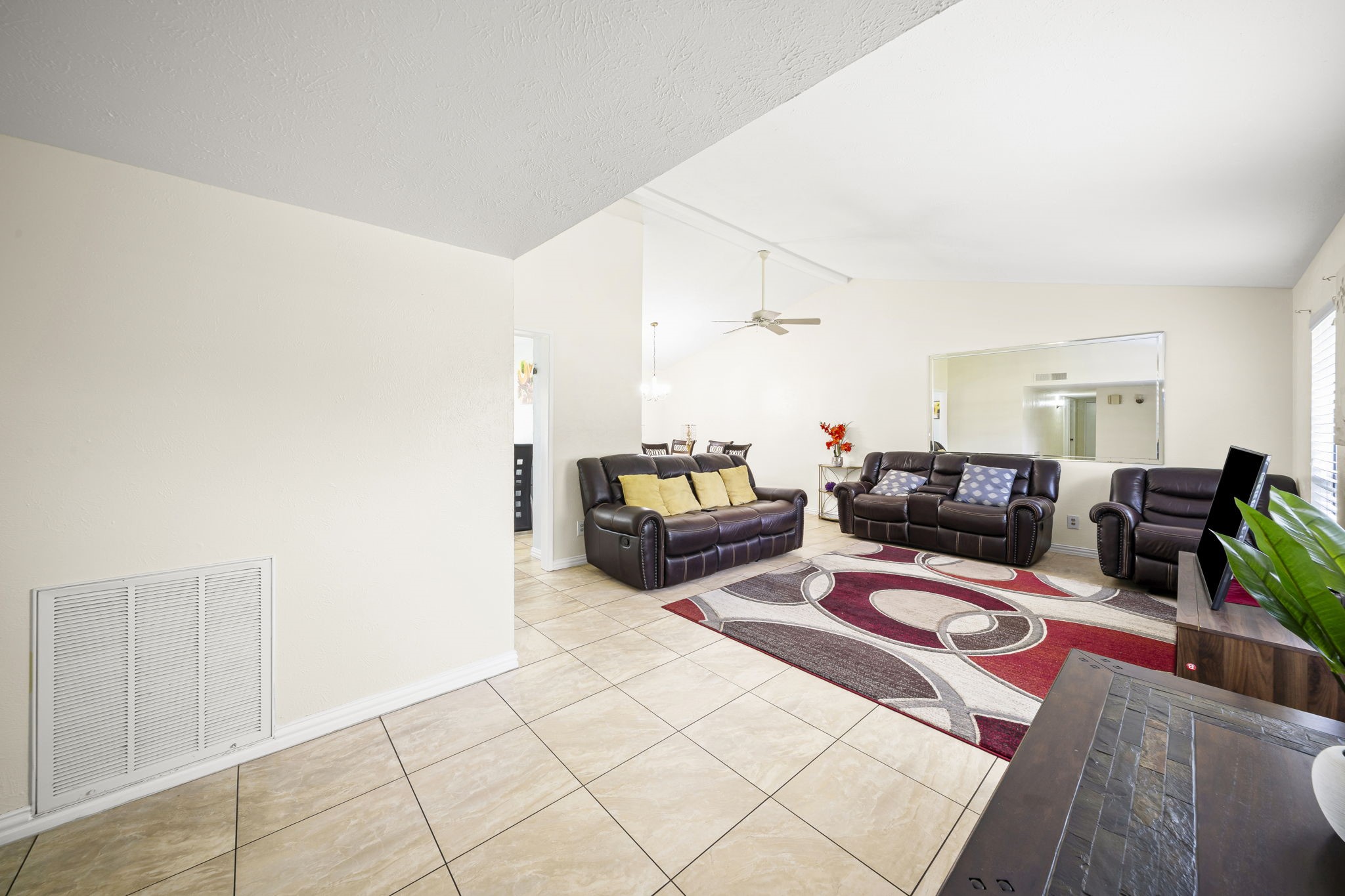 2121 Newbury Drive Arlington TX 76014