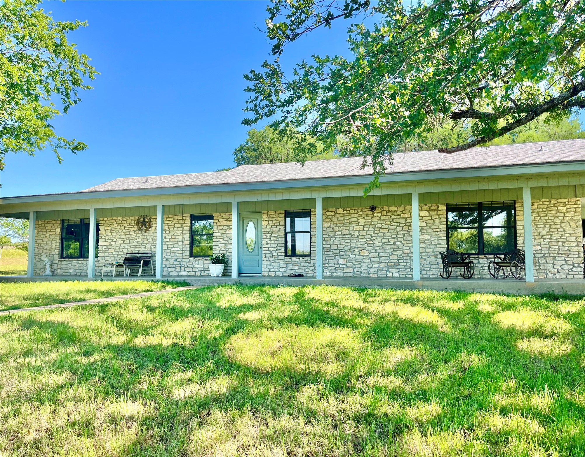 10047 E Highway 36 Jonesboro TX 76538
