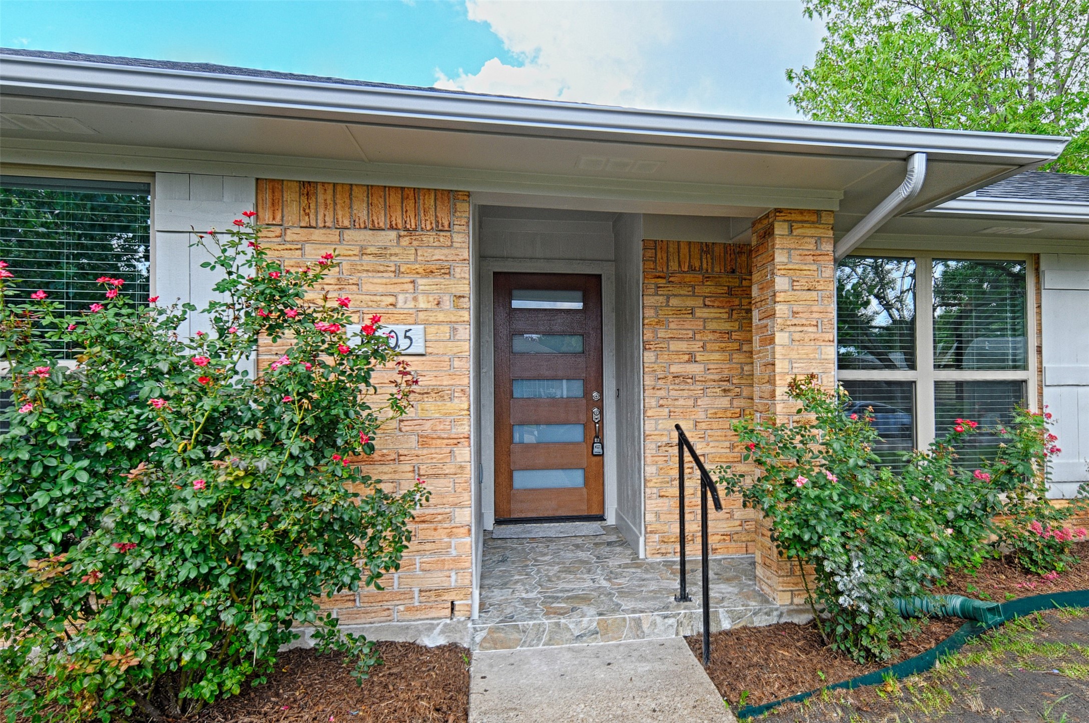 1605 Monterrey Drive Garland TX 75042