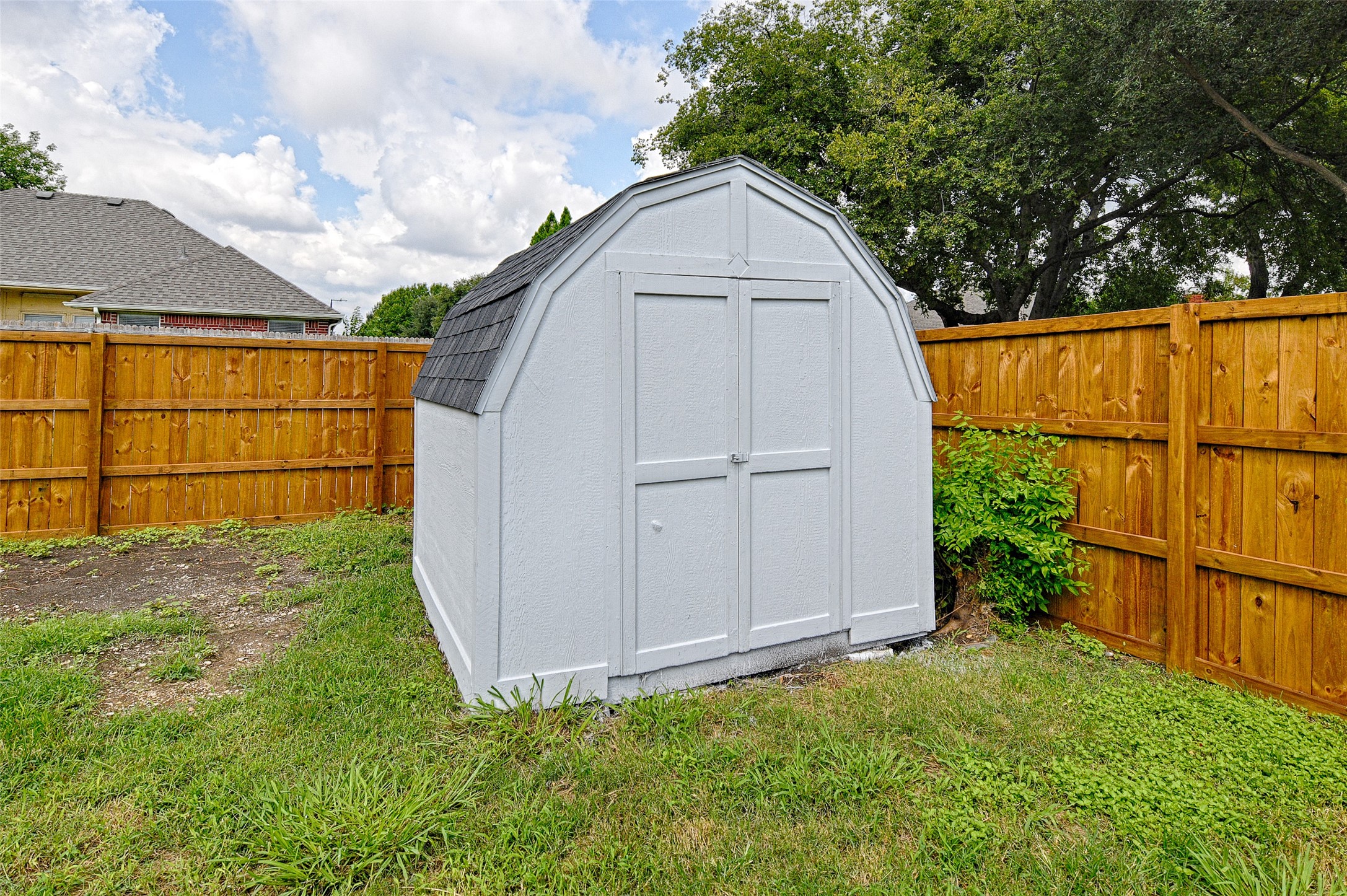1605 Monterrey Drive Garland TX 75042