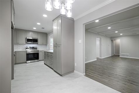1605 Monterrey Drive Garland TX 75042