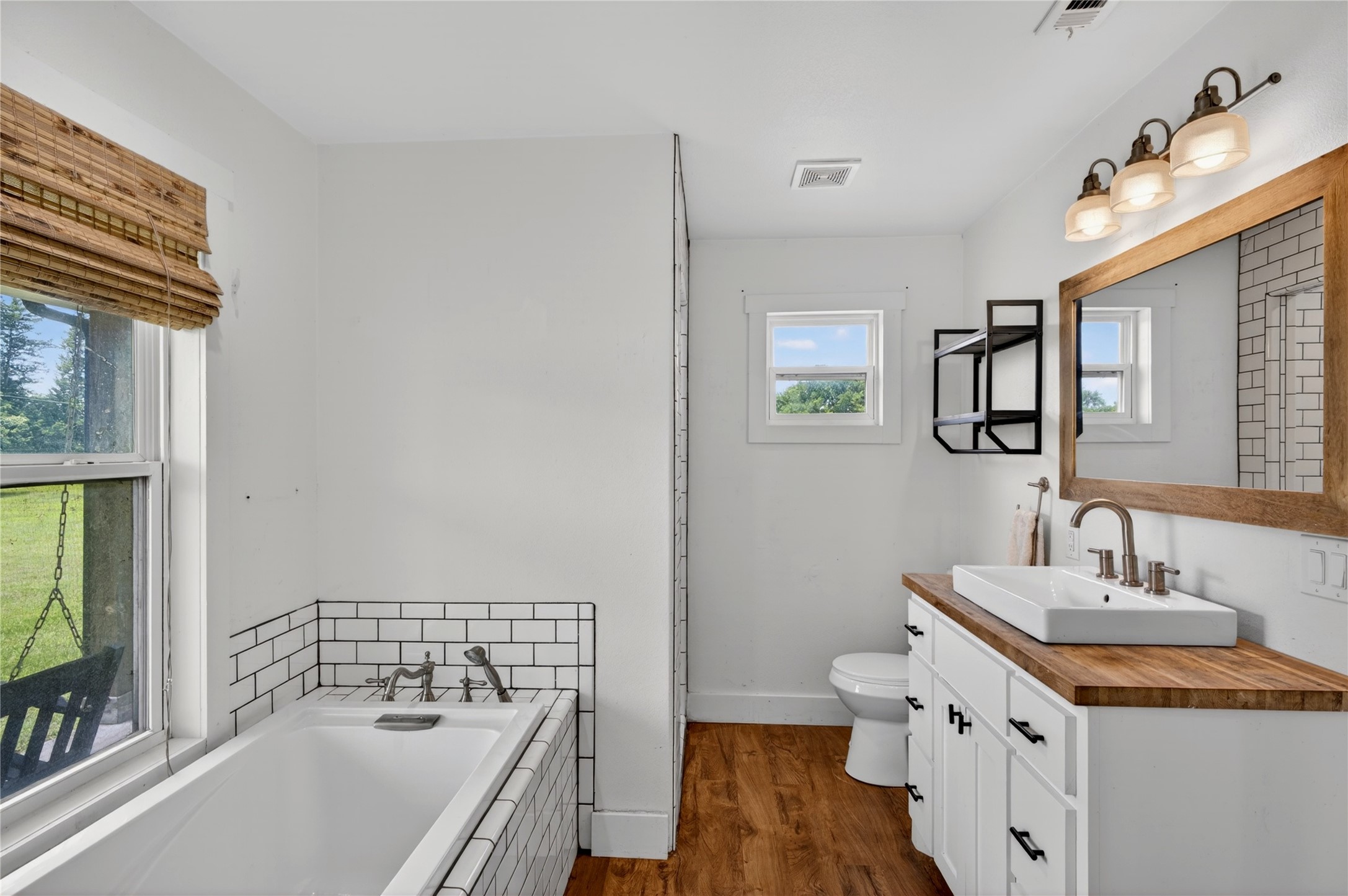 4221 Fm-120 E Denison TX 75020