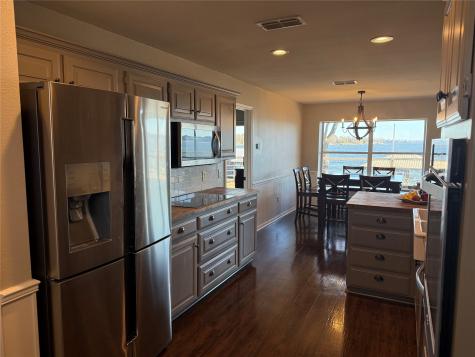 21821 Lakewood Lane Chandler TX 75758