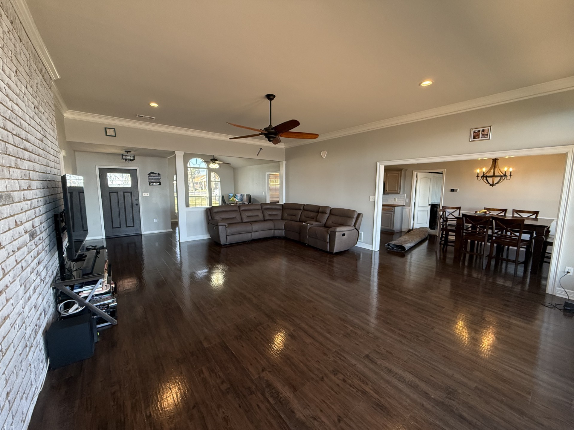21821 Lakewood Lane Chandler TX 75758