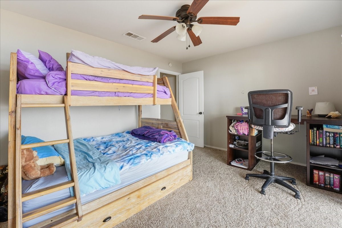 21821 Lakewood Lane Chandler TX 75758