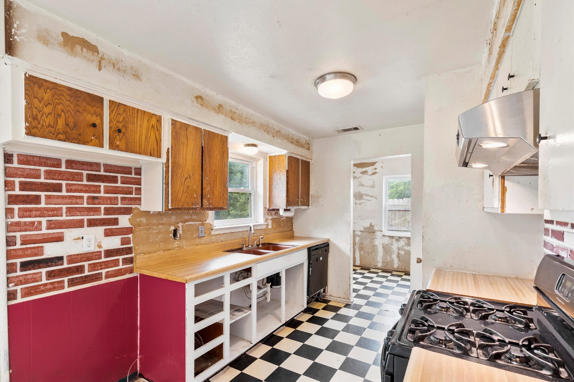 4314 Hillsdale Lane Garland TX 75042