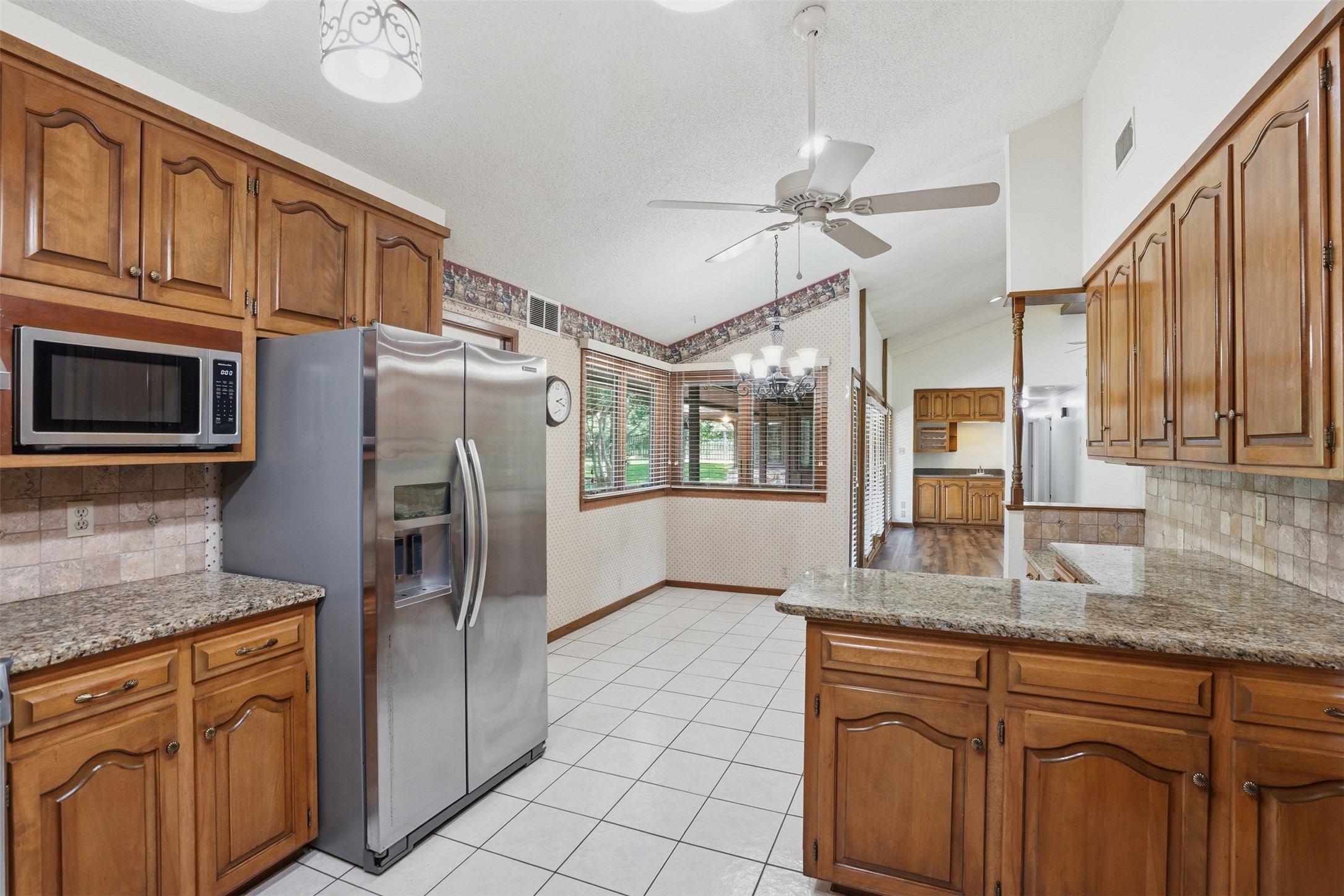 715 Stonelake Drive Cleburne TX 76033