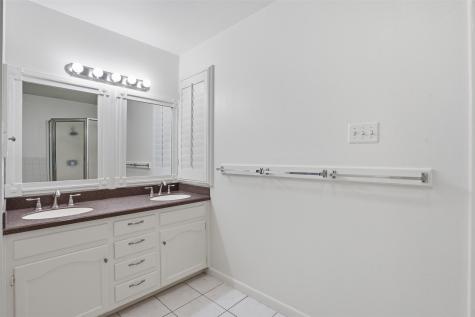 715 Stonelake Drive Cleburne TX 76033