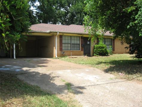 105 Bellview Drive Palestine TX 75803