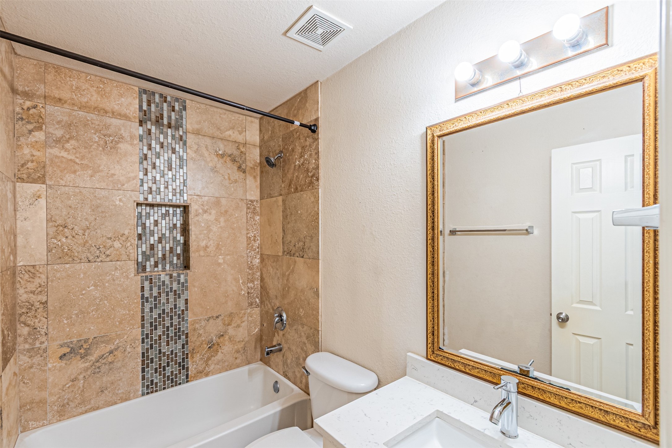 8220 Mossberg Drive Arlington TX 76002