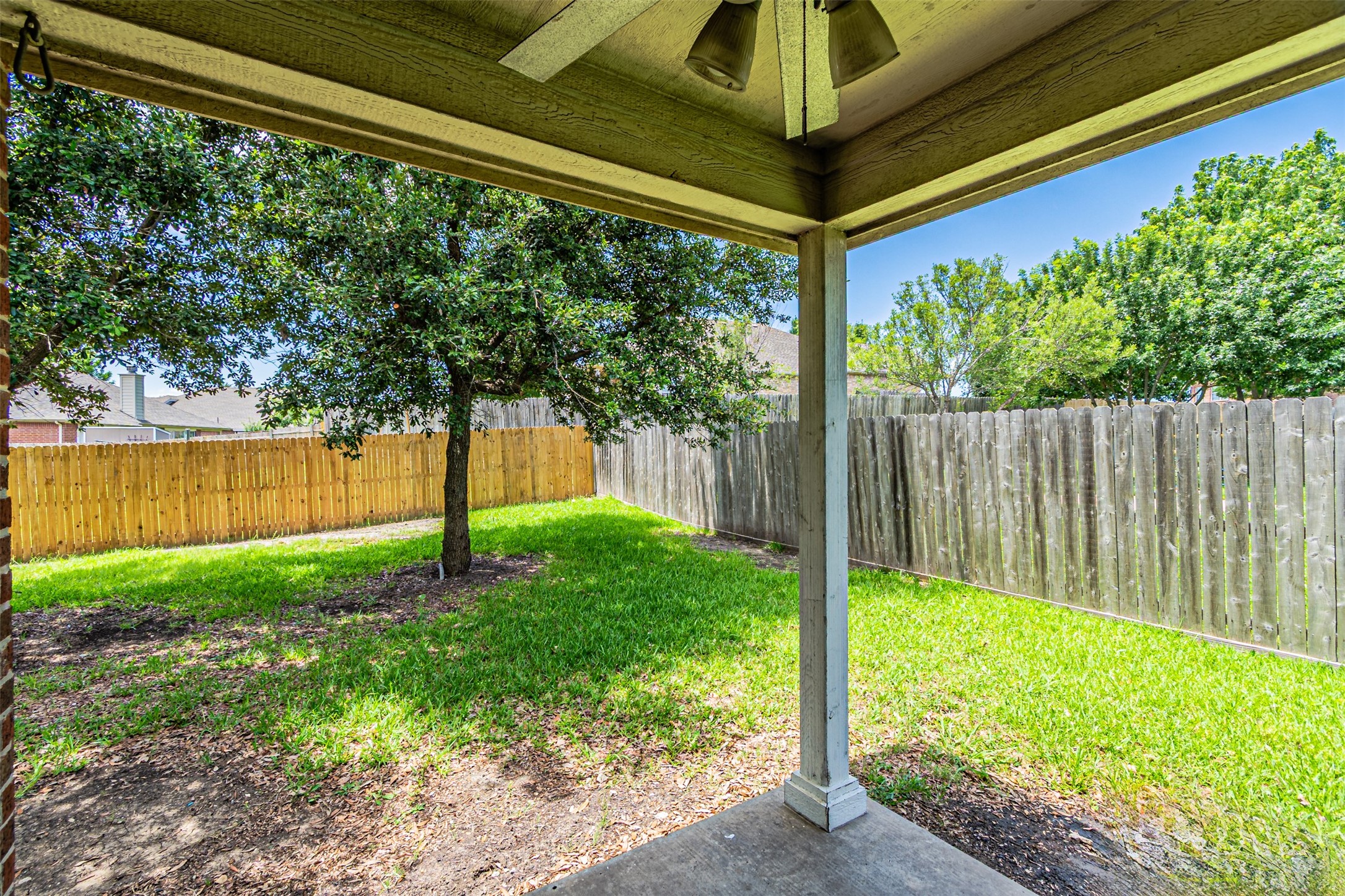 8220 Mossberg Drive Arlington TX 76002