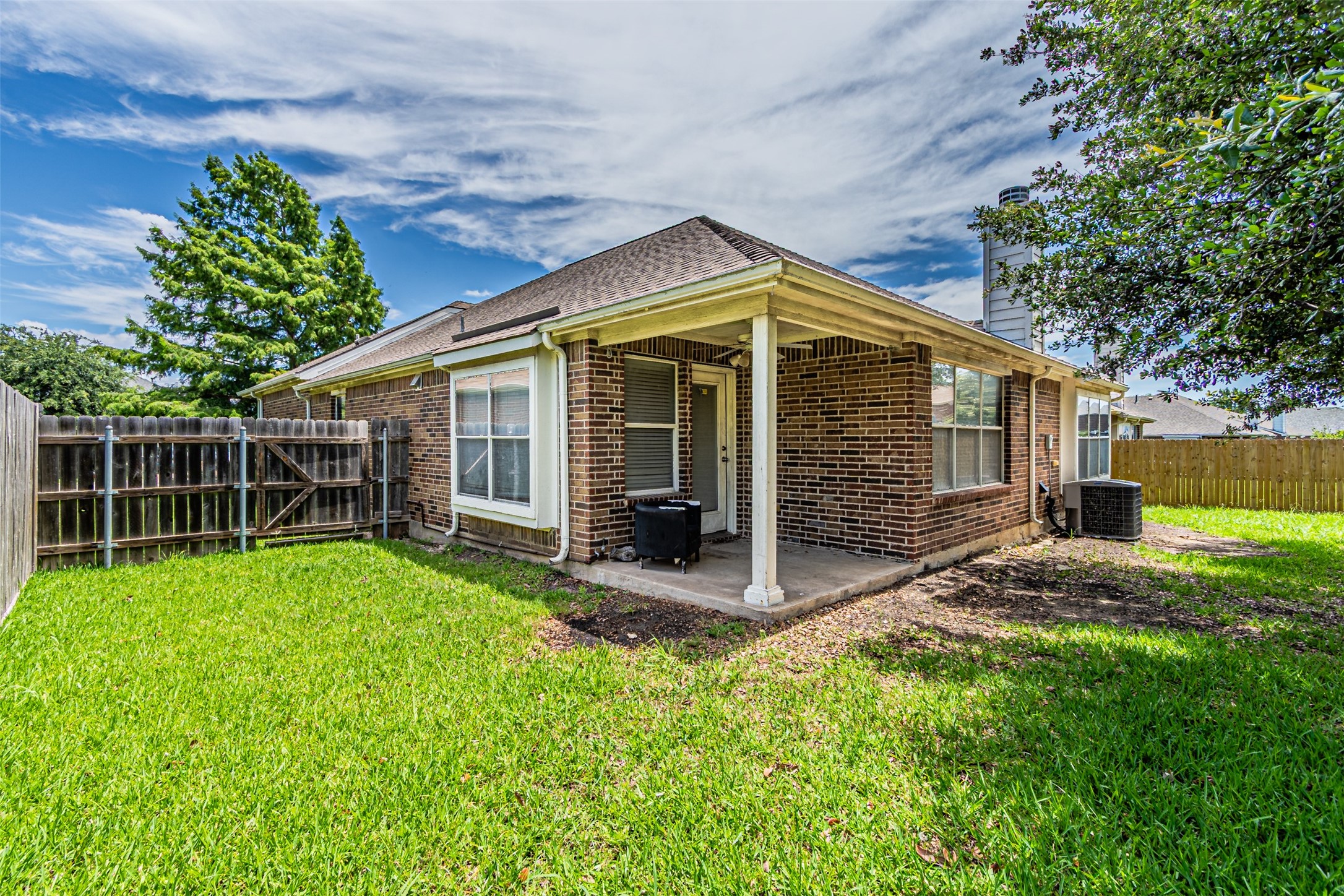 8220 Mossberg Drive Arlington TX 76002