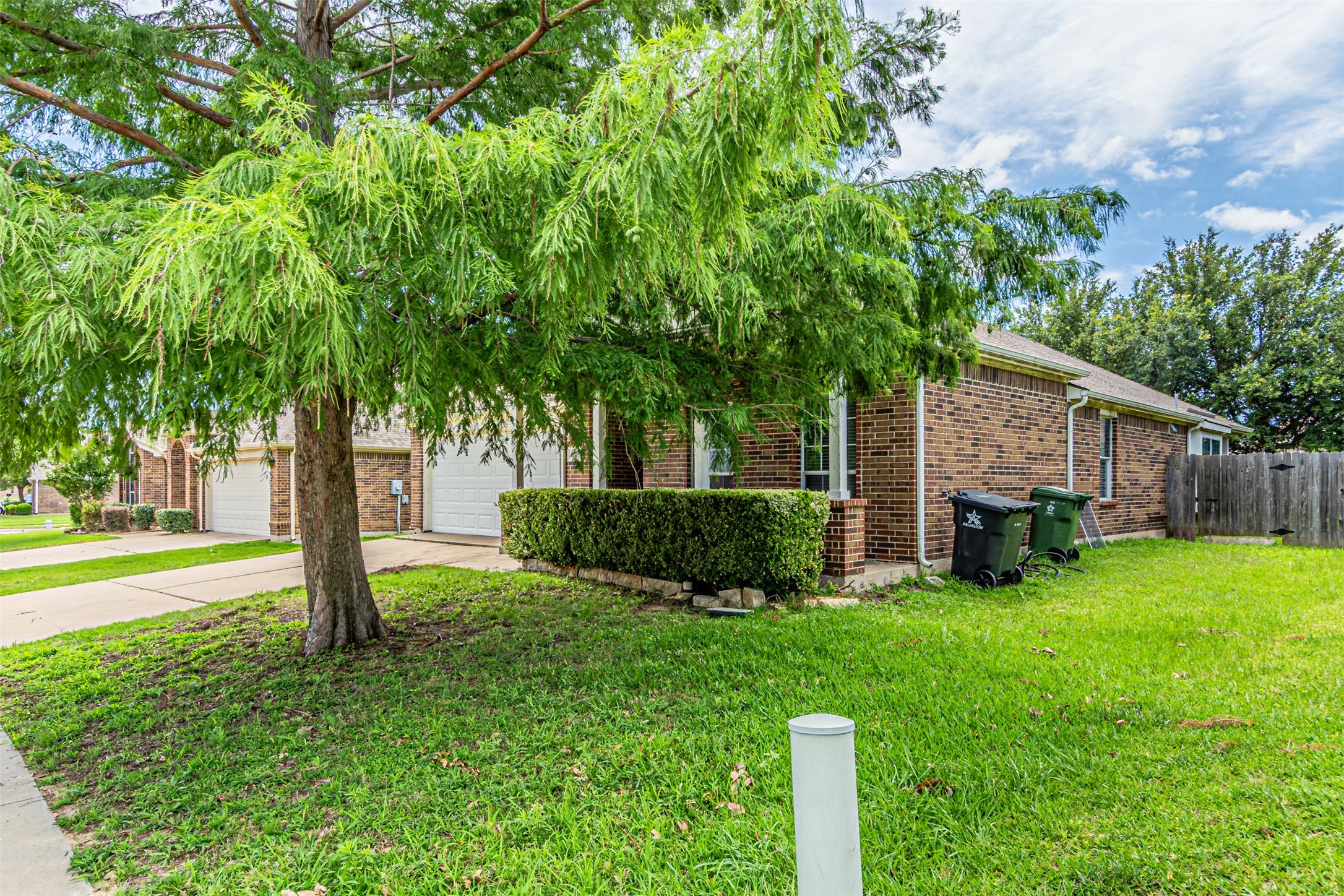 8220 Mossberg Drive Arlington TX 76002