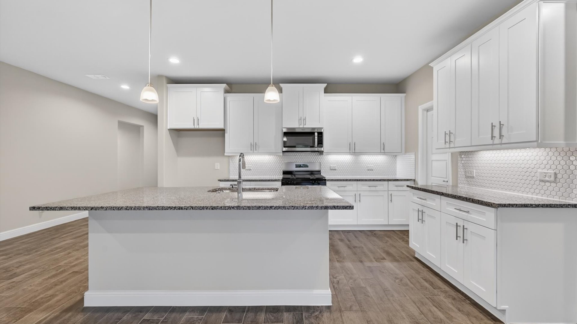 1400 Canterbury Trail Desoto TX 75115