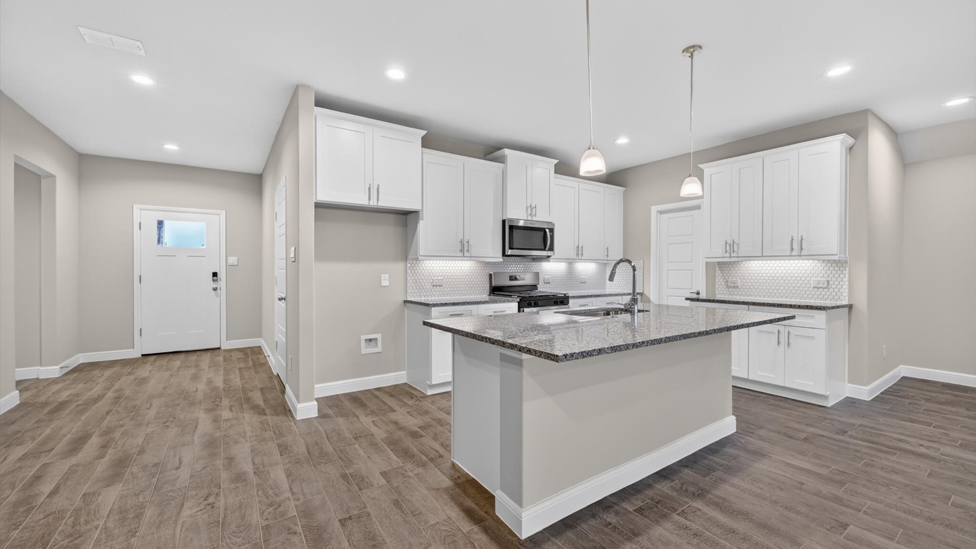 1400 Canterbury Trail Desoto TX 75115