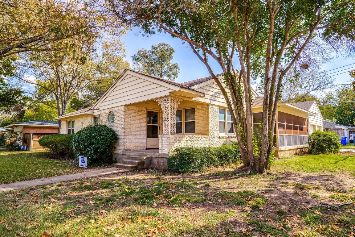 3904 Highgrove Drive Dallas TX 75220