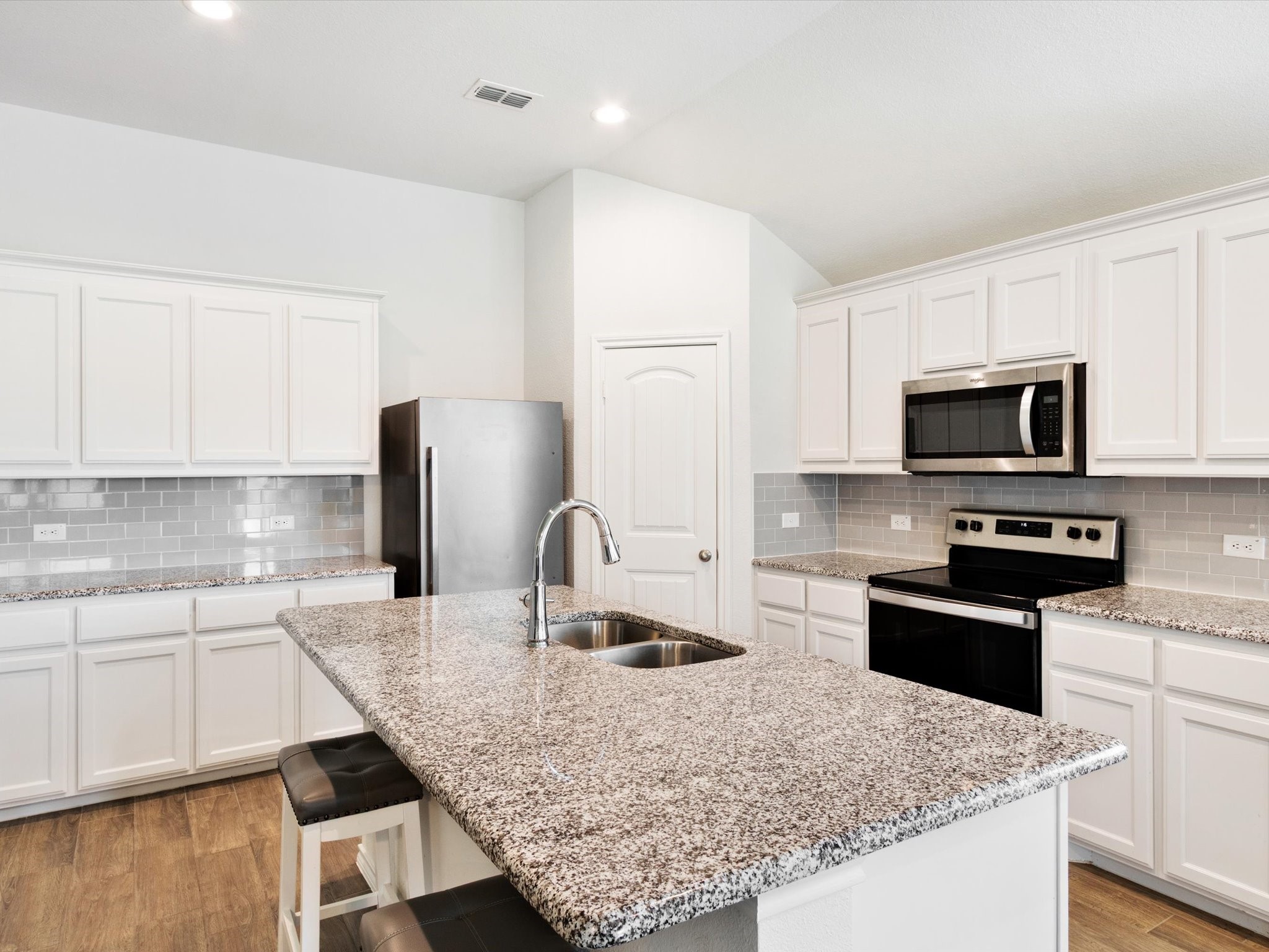 712 Presidio Street Aubrey TX 76227