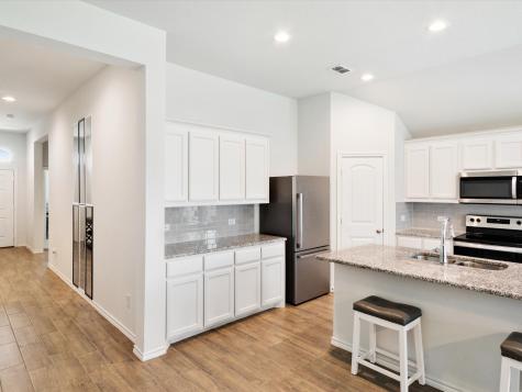 712 Presidio Street Aubrey TX 76227