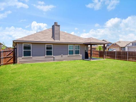 712 Presidio Street Aubrey TX 76227