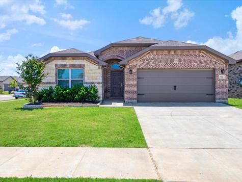712 Presidio Street Aubrey TX 76227