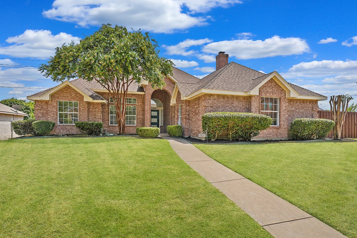 1132 Ashford Drive Desoto TX 75115