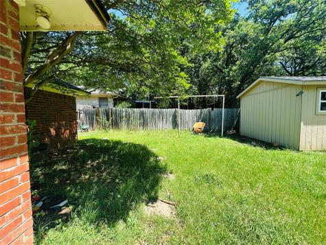 6728 Parkwood Drive North Richland Hills TX 76182