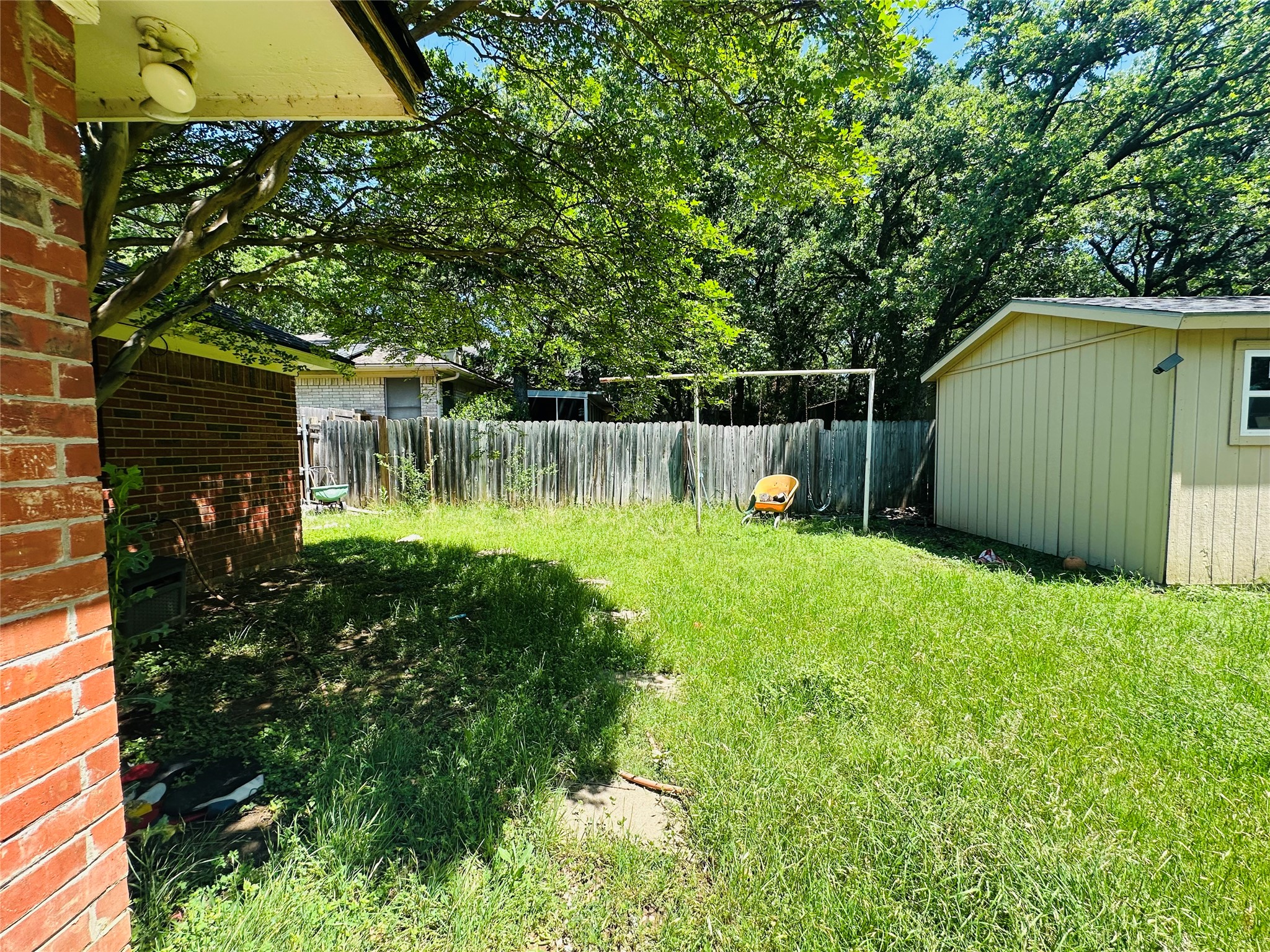 6728 Parkwood Drive North Richland Hills TX 76182
