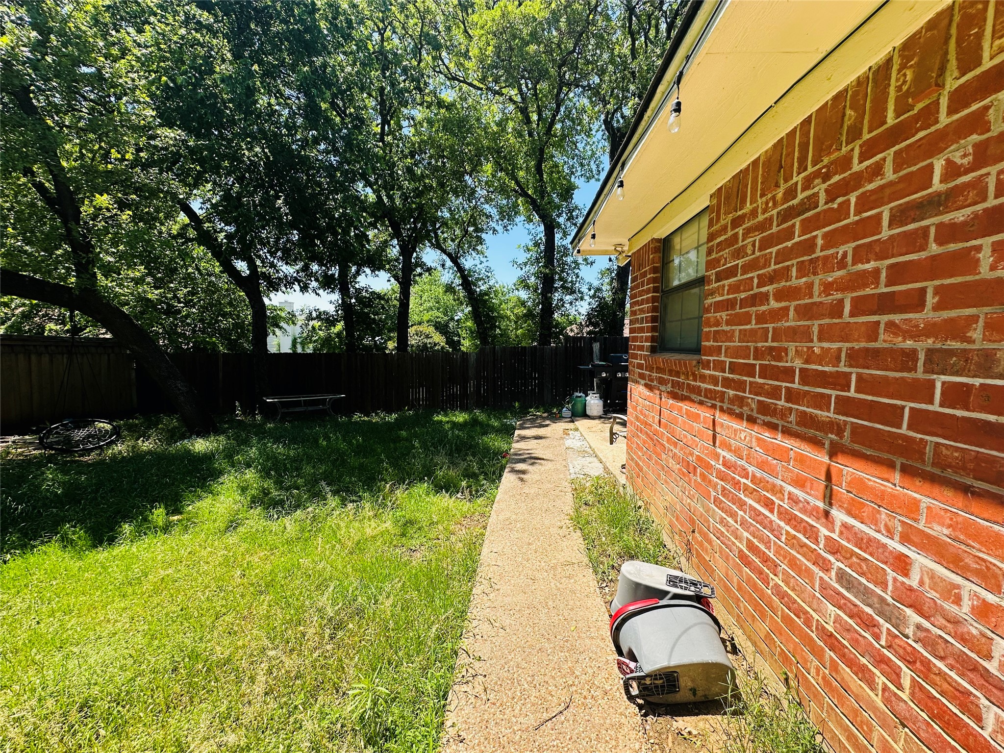 6728 Parkwood Drive North Richland Hills TX 76182