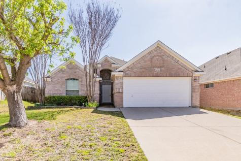 8205 Cedarcrest Lane Fort Worth TX 76123