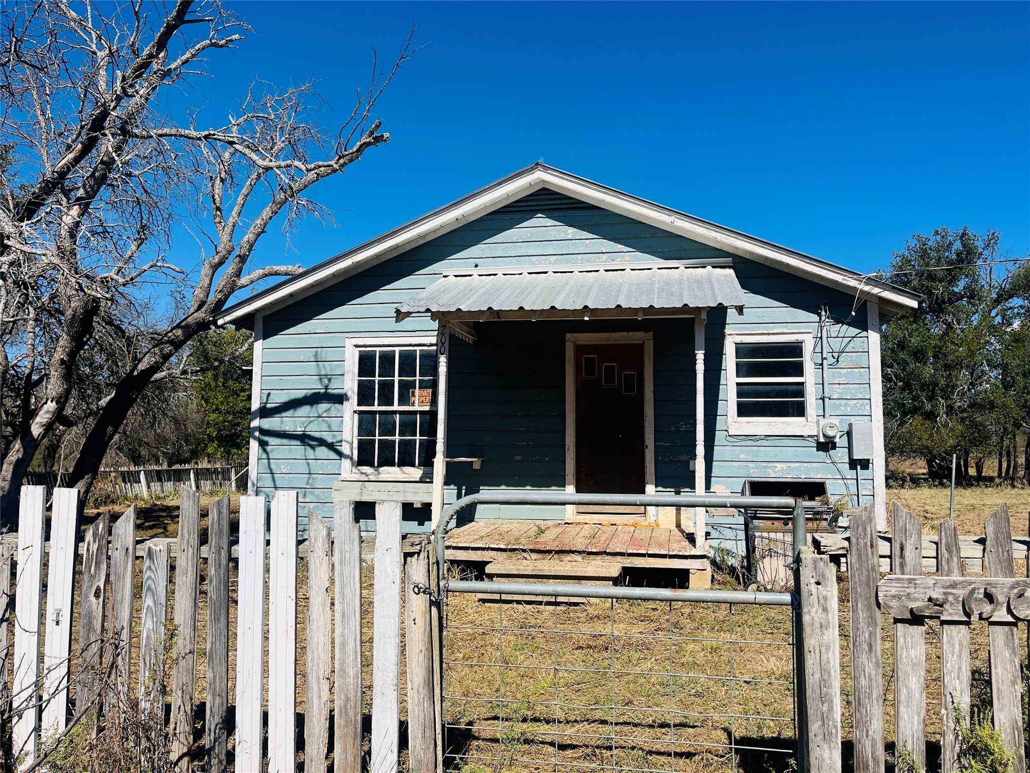 200 County Road 187 Comanche TX 76442