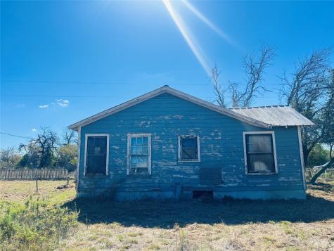 200 County Road 187 Comanche TX 76442