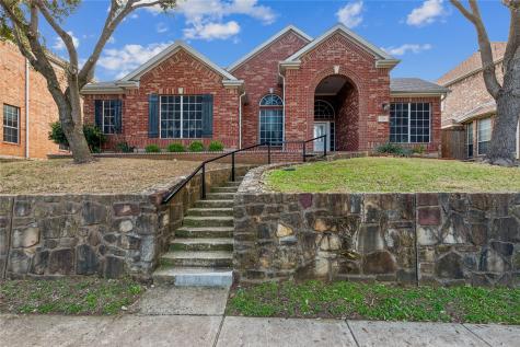 1926 Wind Lake Circle Garland TX 75040